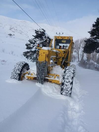 KAYSERİ’DE KARDAN KAPANAN 94 MAHALLE YOLU ULAŞIMA AÇILDI