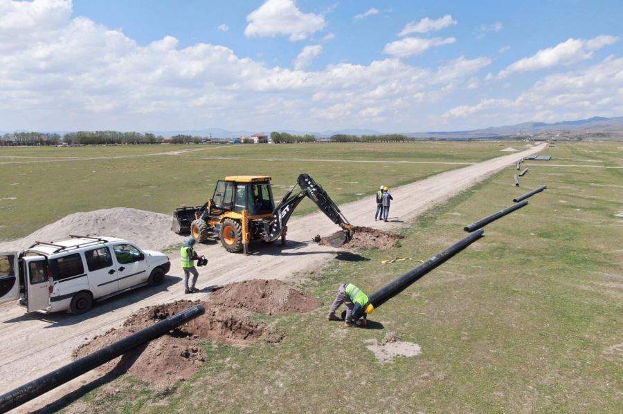 SİNDELHÖYÜK MAHALLESİNDEKİ İÇME SU HATTI YENİLENİYOR