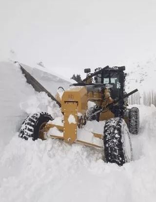 KAYSERİ’DE KAPANAN 640 MAHALLE YOLU ULAŞIMA AÇILDI